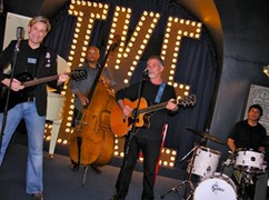 Live band entertainment at your corporate event private function wedding reception with Top Wedding Singer Ike Moriz