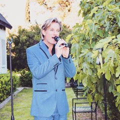 Ike Moriz solo performance at The Forum - Embassy Hill Constantia 11.11.17 November 2017 swing jazz reception wedding band entertainment solo vocalist singer crooner top sing neda farshad southern cross drive garden reception pre drinks cocktails ceremony cape town south africa swing jazz latin pop easy listening